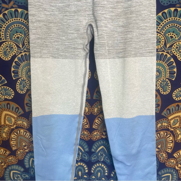 🦋5/20$🦋 DoYouEven colour block workout leggings - Picture 3 of 14